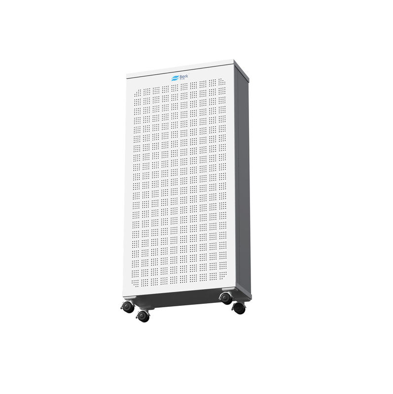 UV Lamp Air Sanitizer Purifier With 12 Months Filter Life For Benefit